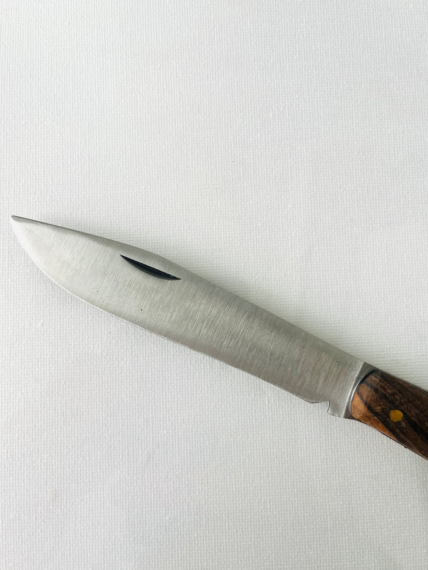 Ръчно изработен джобен нож