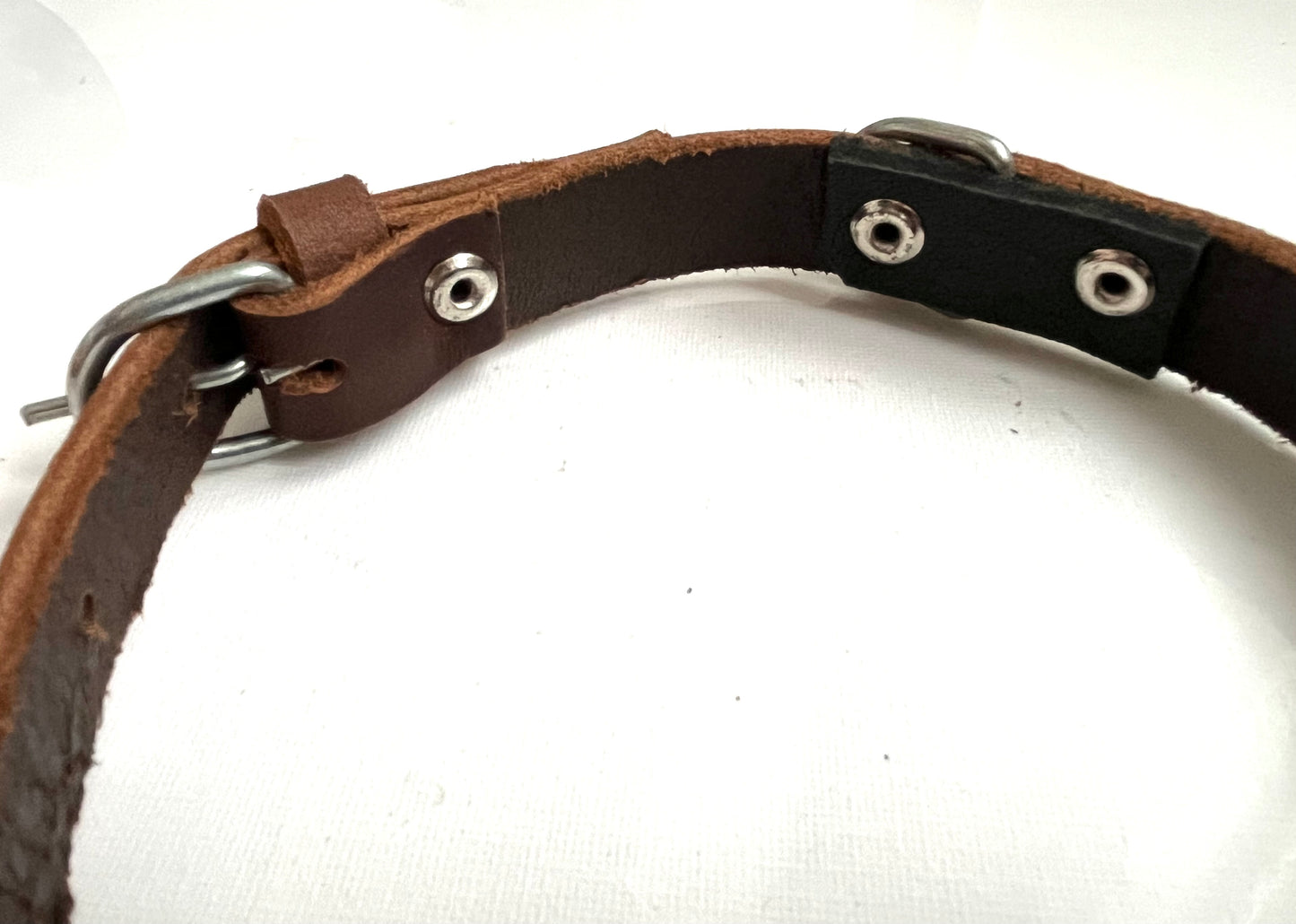 Каишка за малко куче