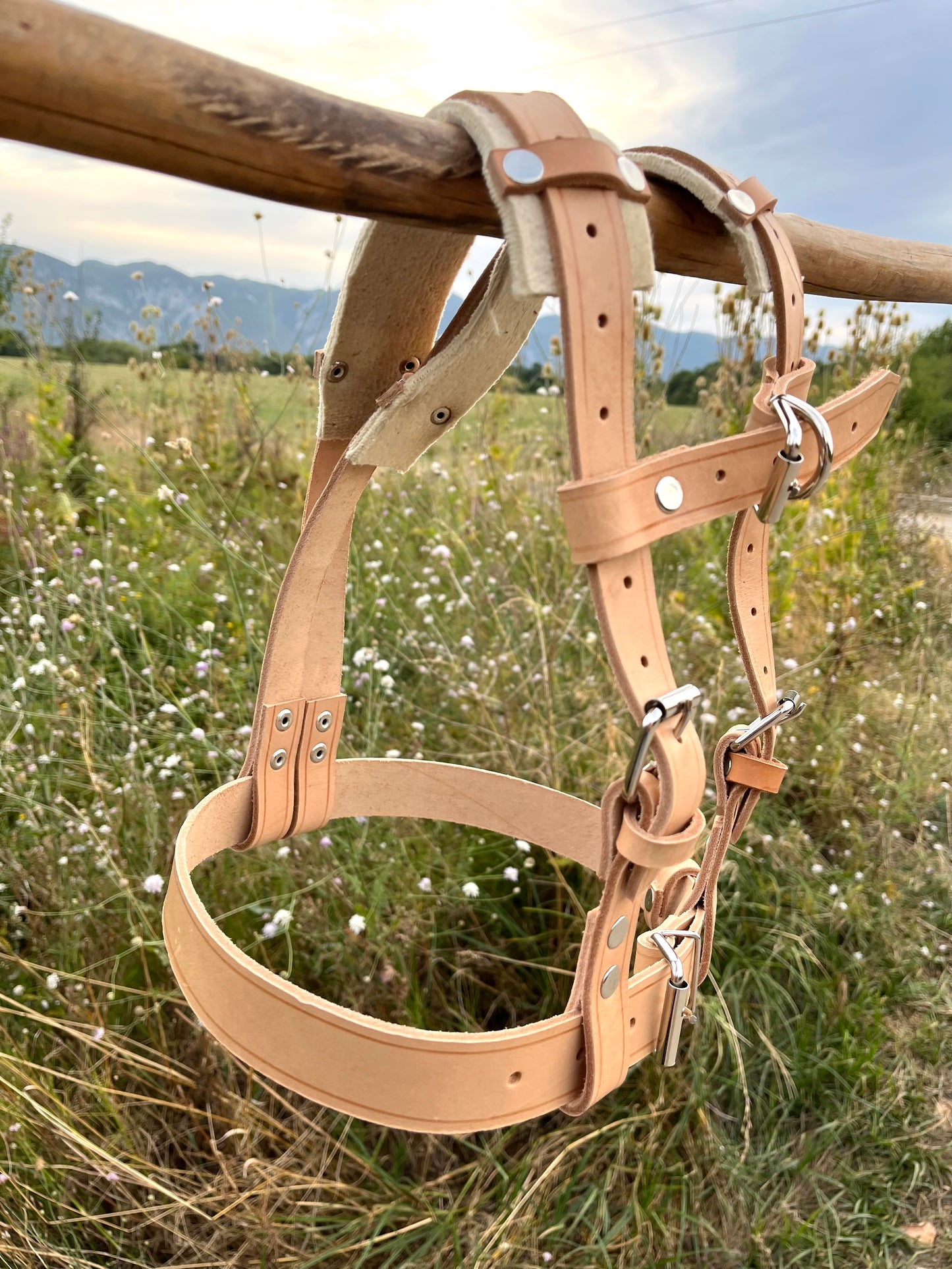 Детски кожен колан за кукери