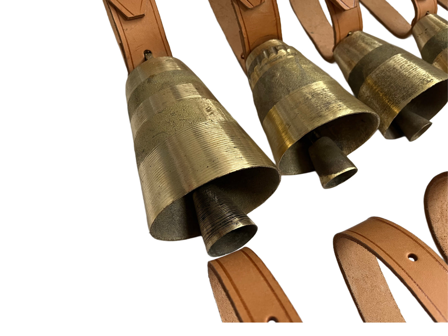 Комплект месингови чанове с каишки